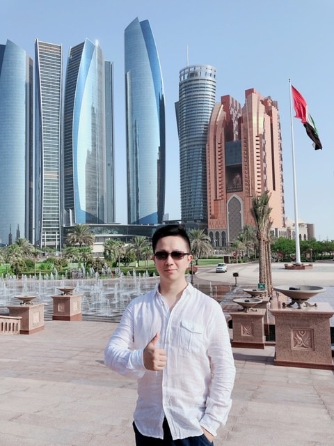 Ve al perfil de Jay Zhang