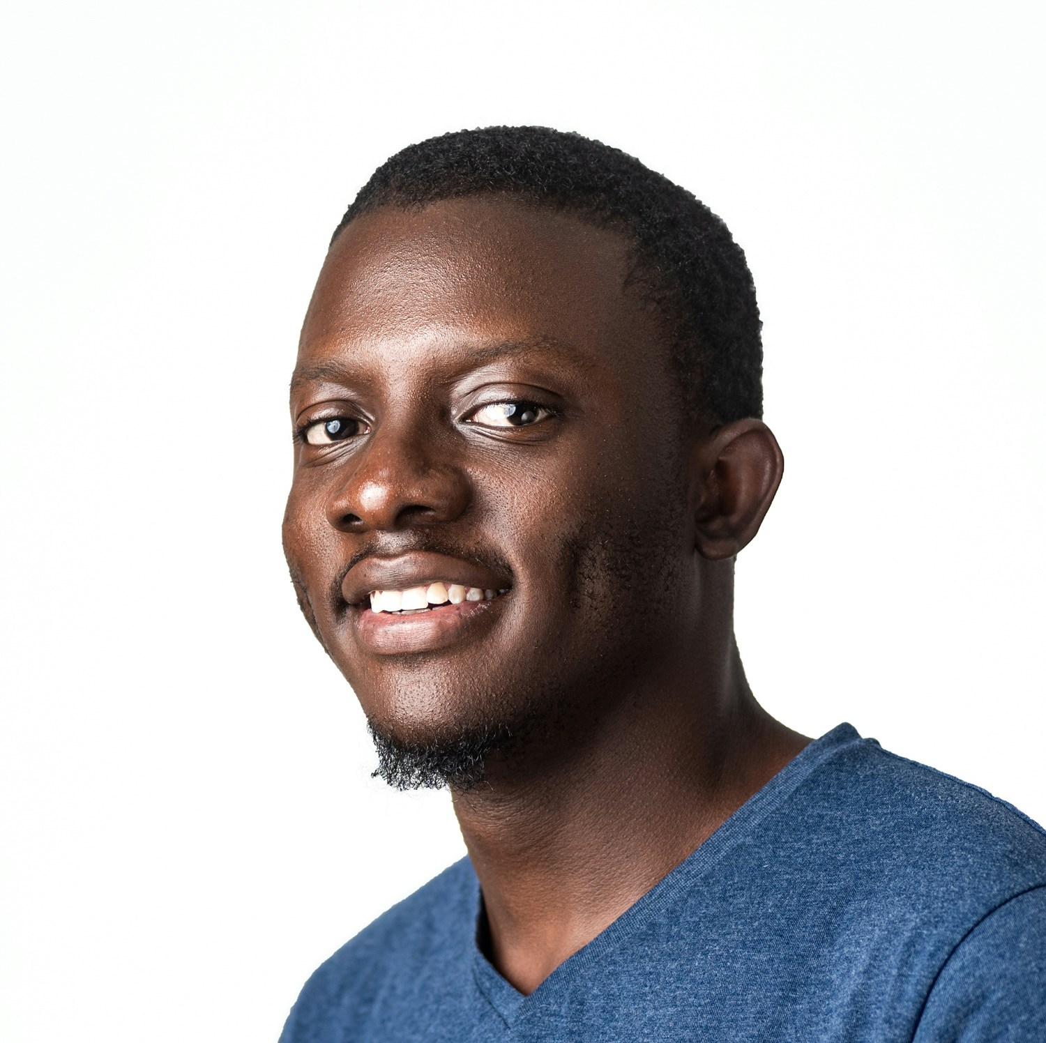 Ve al perfil de Taslim Okunola