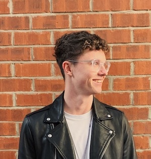 Go to Sonnie Hiles's profile