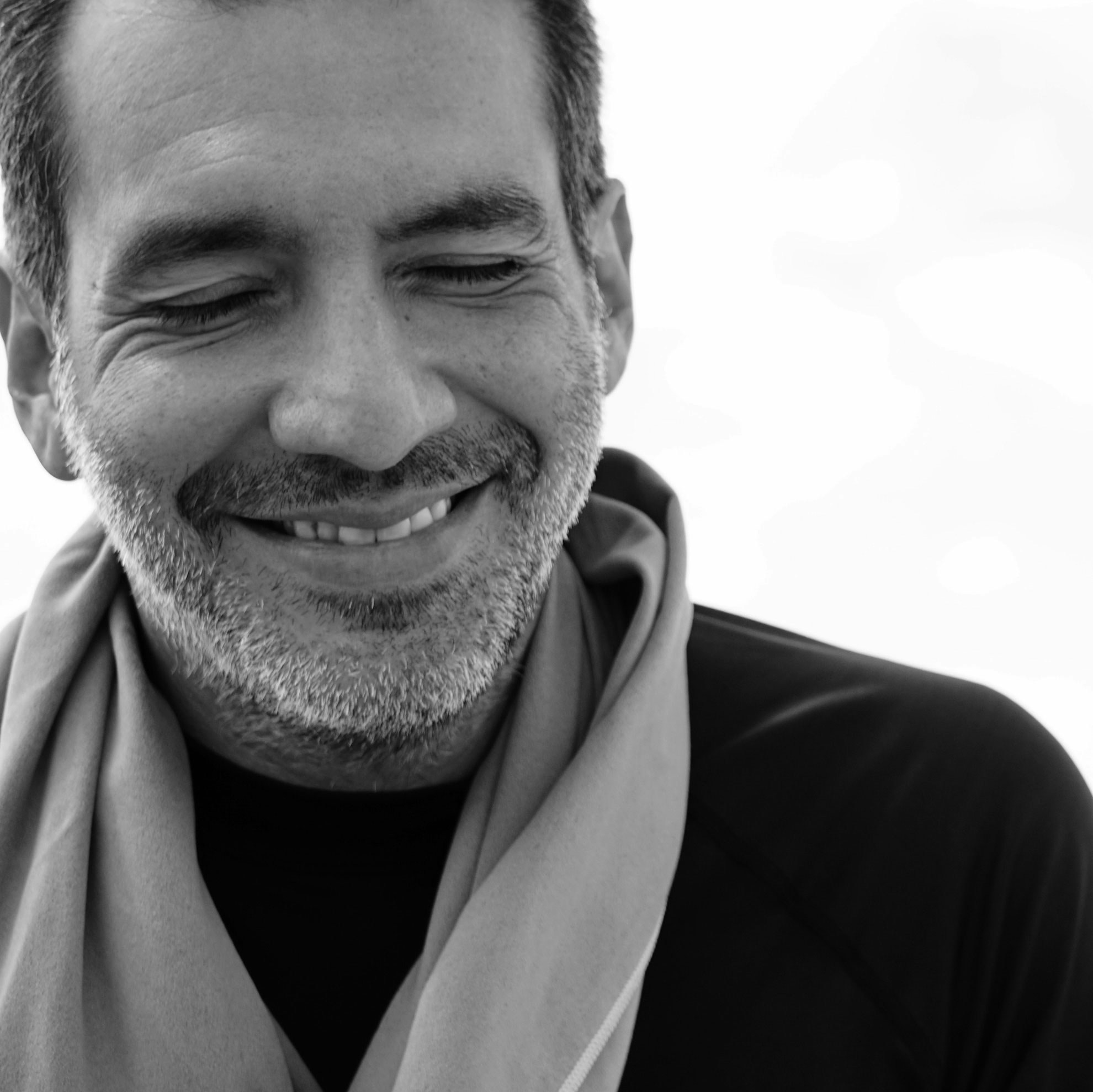 Go to Óscar Aguilar Elías's profile