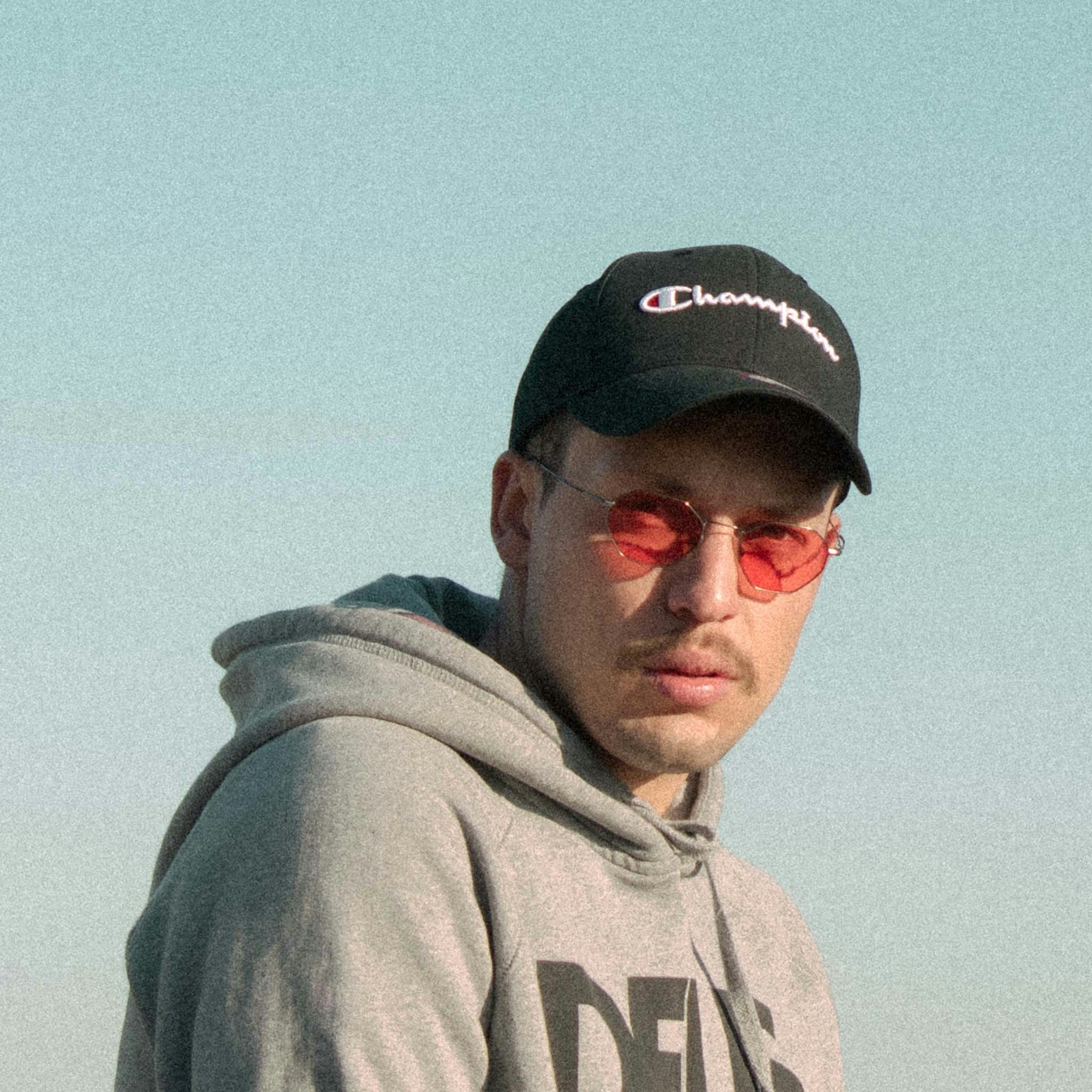 Zum Profil von Batu Gezer