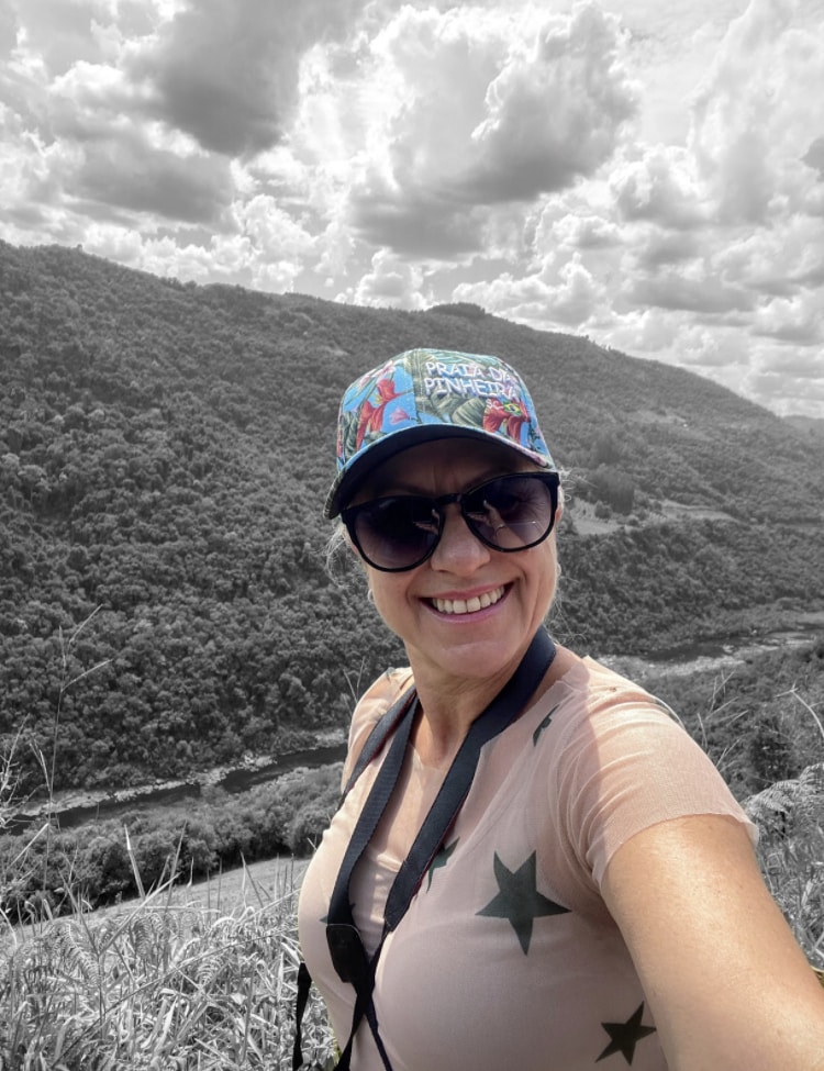 Ir para o perfil de Eliane Diniz