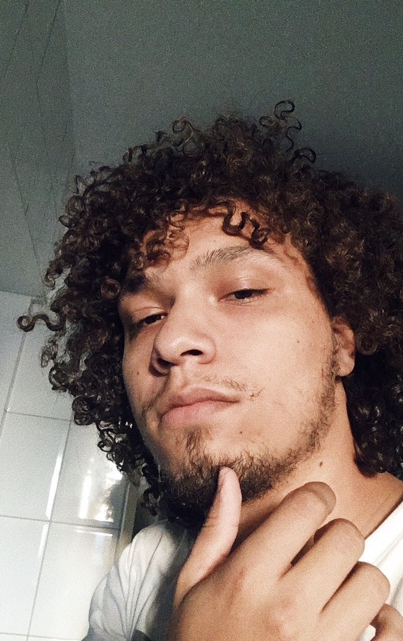 Go to Luis Eduardo's profile