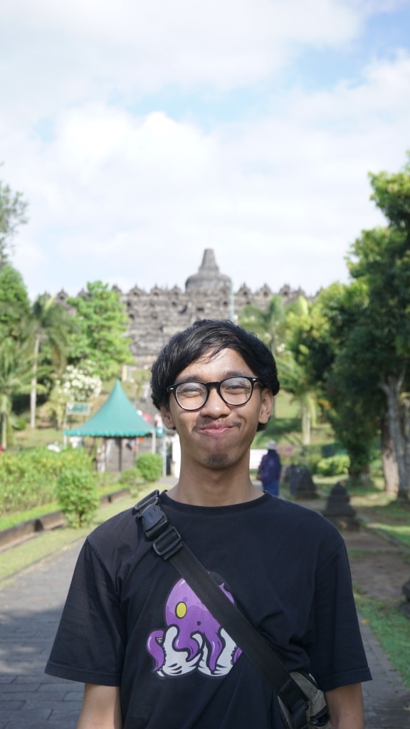 Go to Galuh hari setiawan's profile