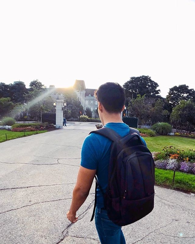 Go to Erik 🖐's profile