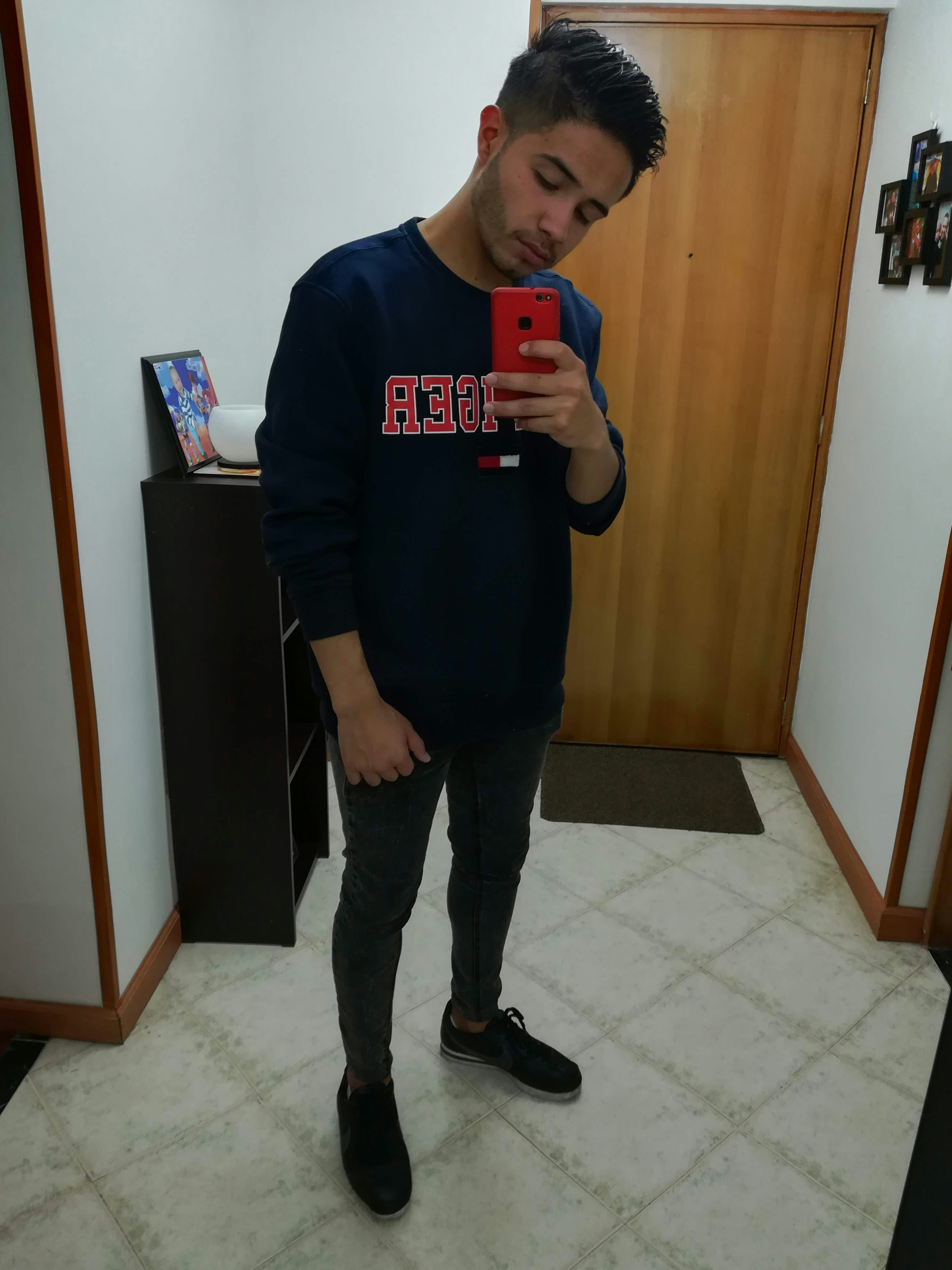 Go to Daniel Romero's profile