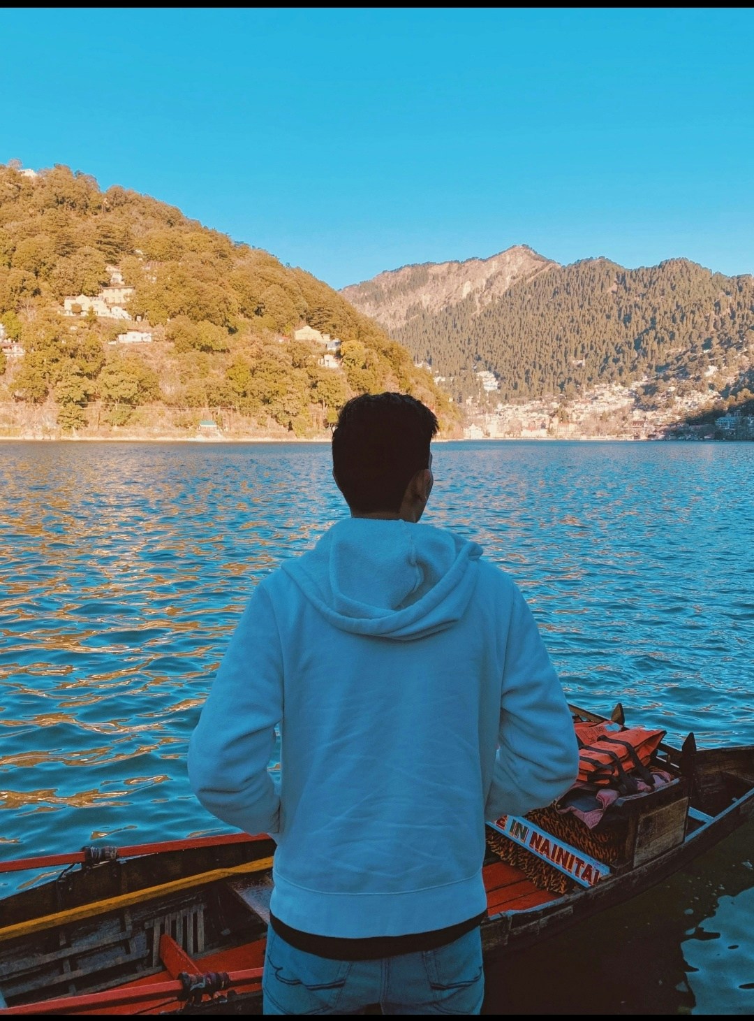 Vai al profilo di Hamza Jafri