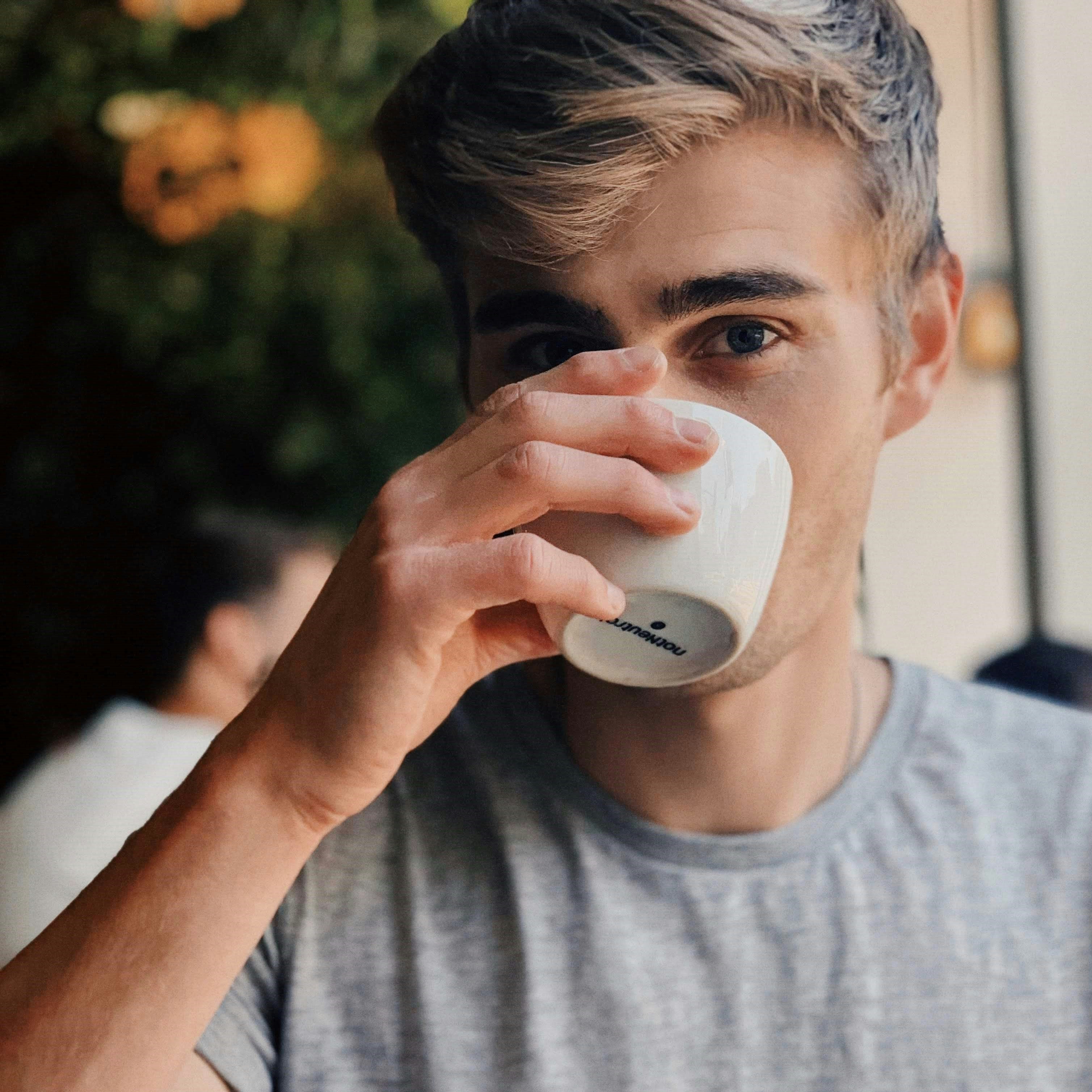 Zum Profil von Cameron Earl