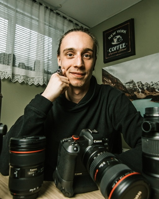 Buka profil Bence Horvai