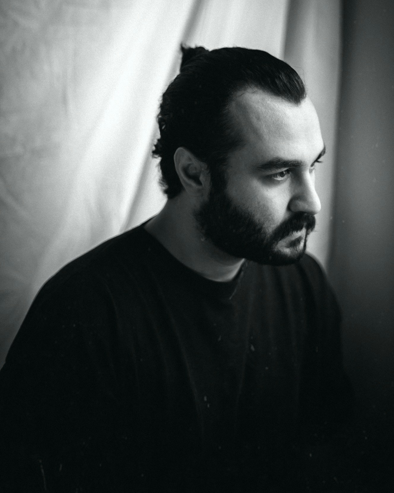 ali abiyarのプロフィールを見る