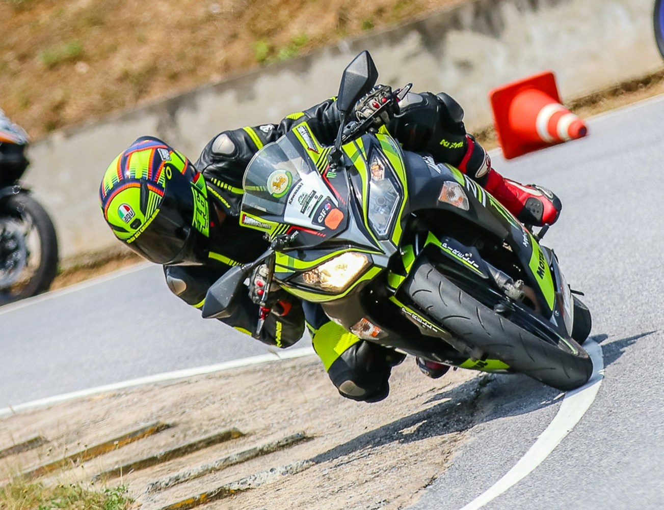 Go to Pairach Boriboonmee's profile