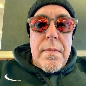 Accéder au profil de Elvis Spaddy