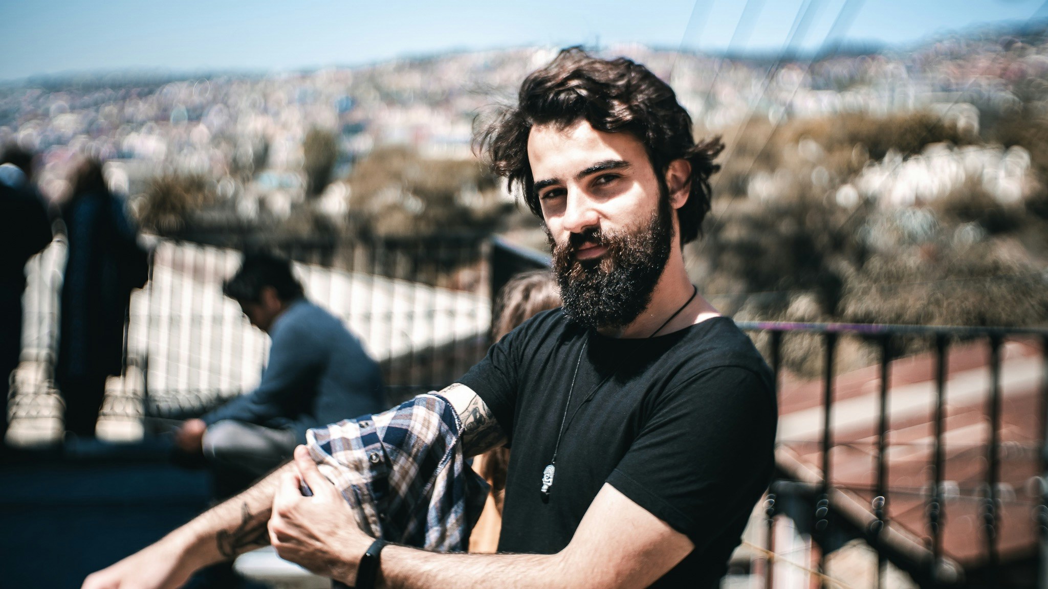 Go to Guilherme Bustamante's profile