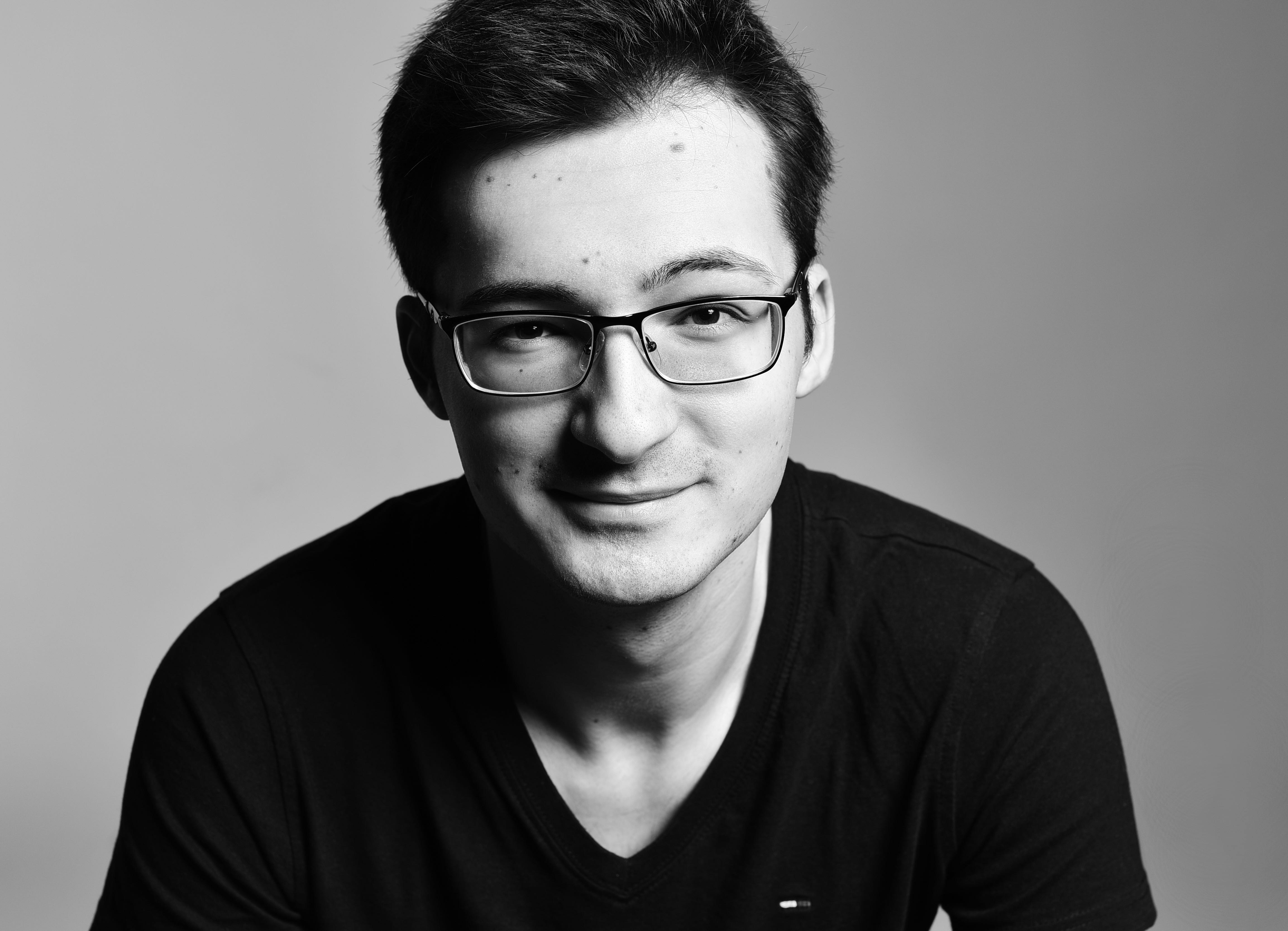 Go to Tom Erezsari's profile