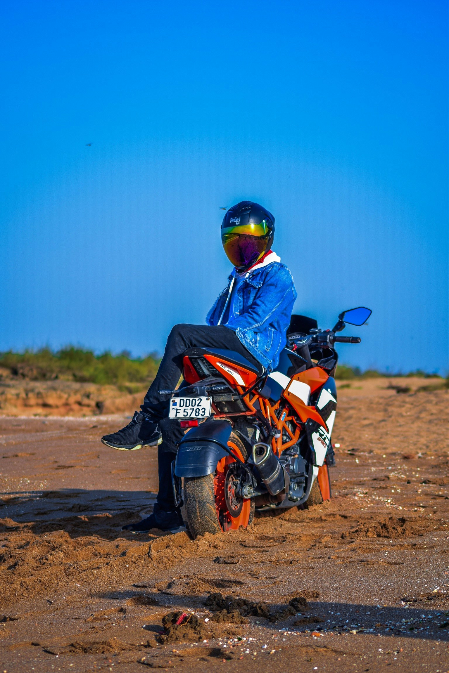 Go to Kundan Bana's profile