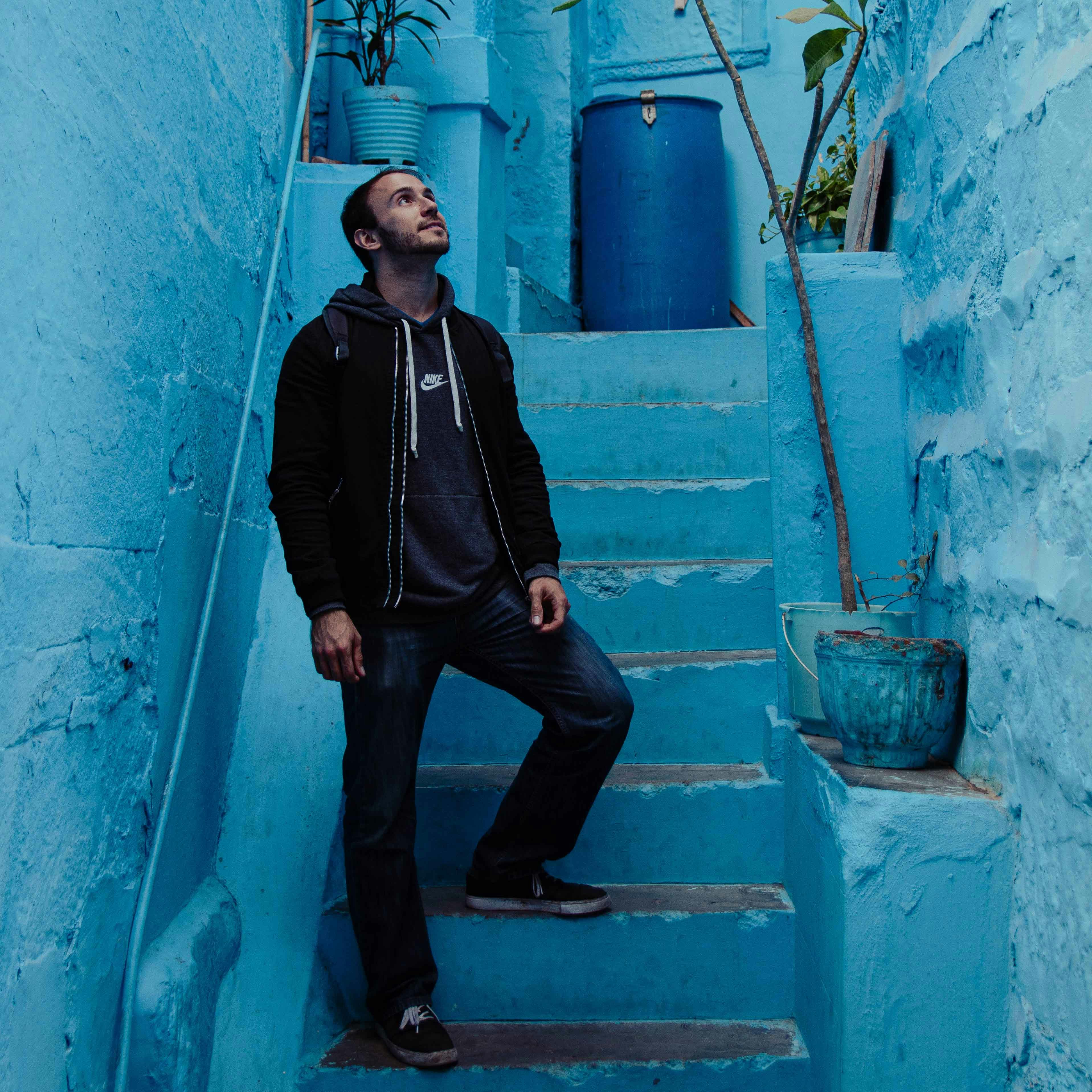 Go to Giuliano Gabella's profile