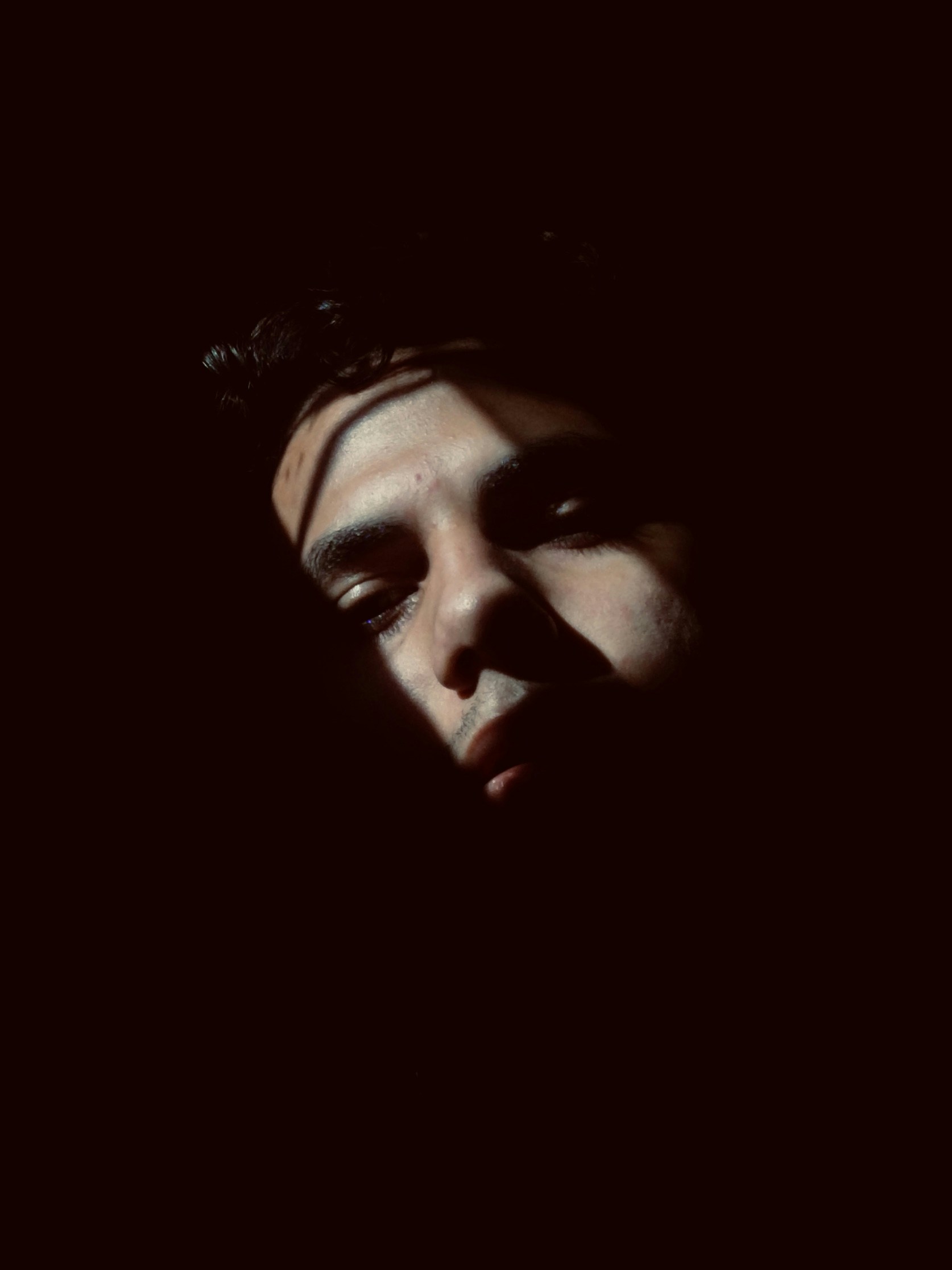 Ir para o perfil de Carlos Costa