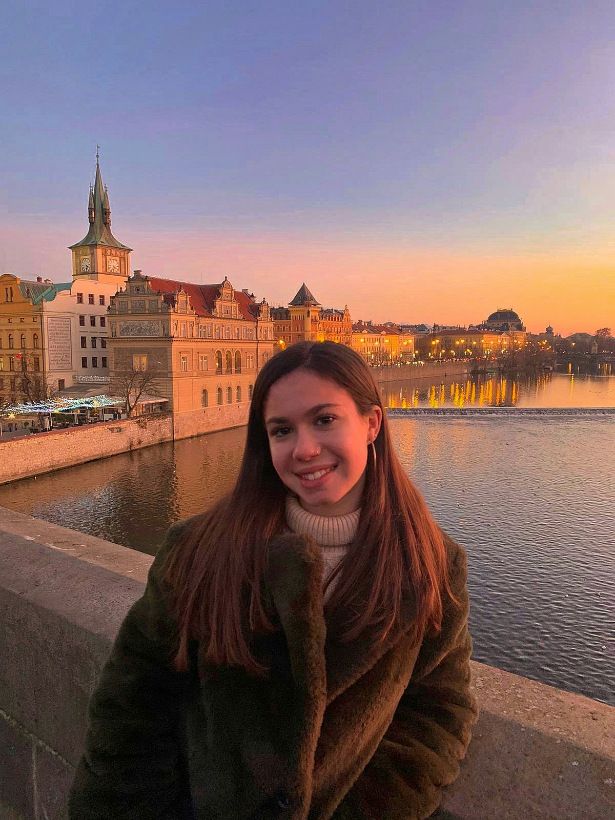 Go to Laura Lugaresi's profile