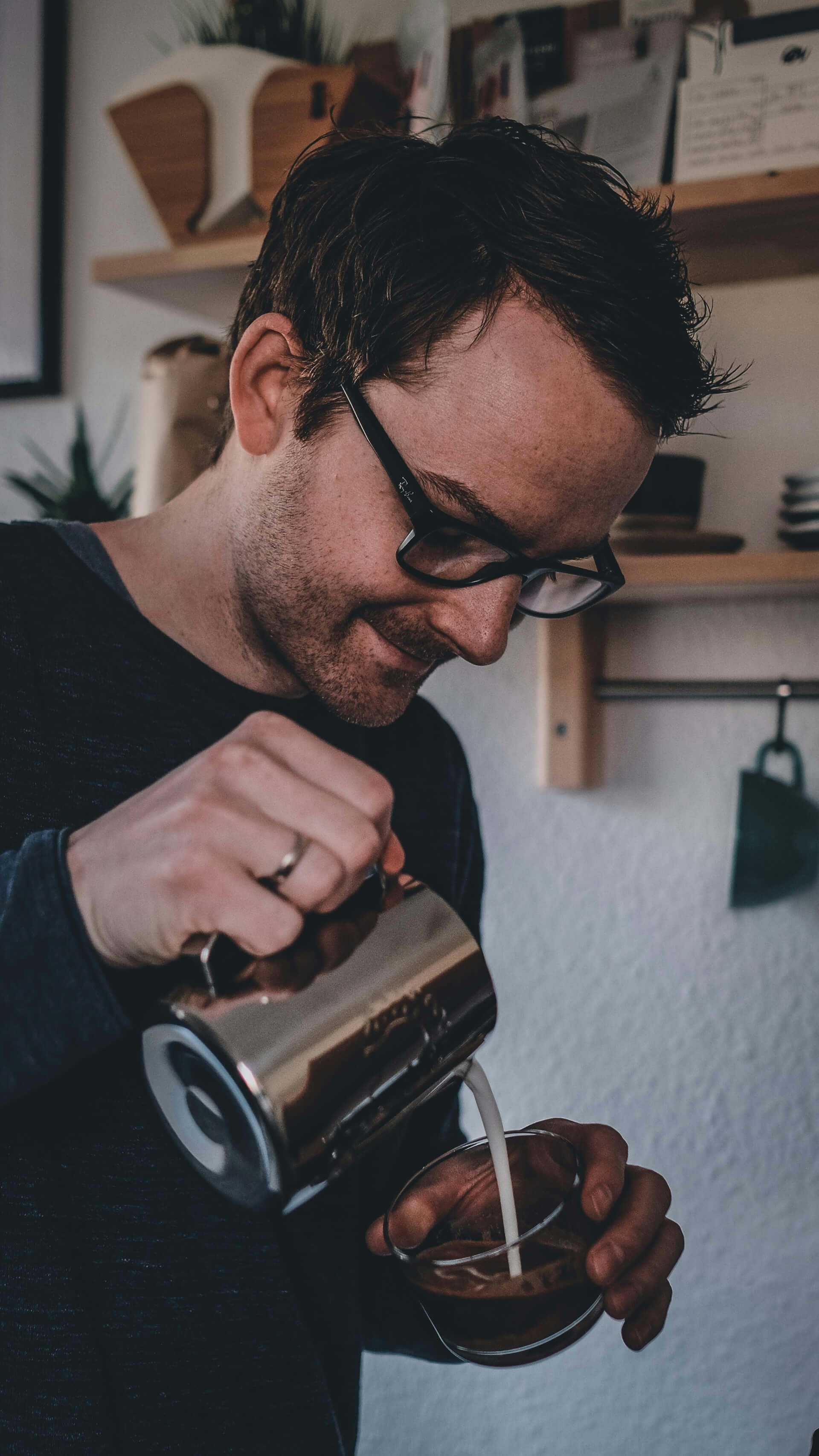 Go to Andreas Behr's profile