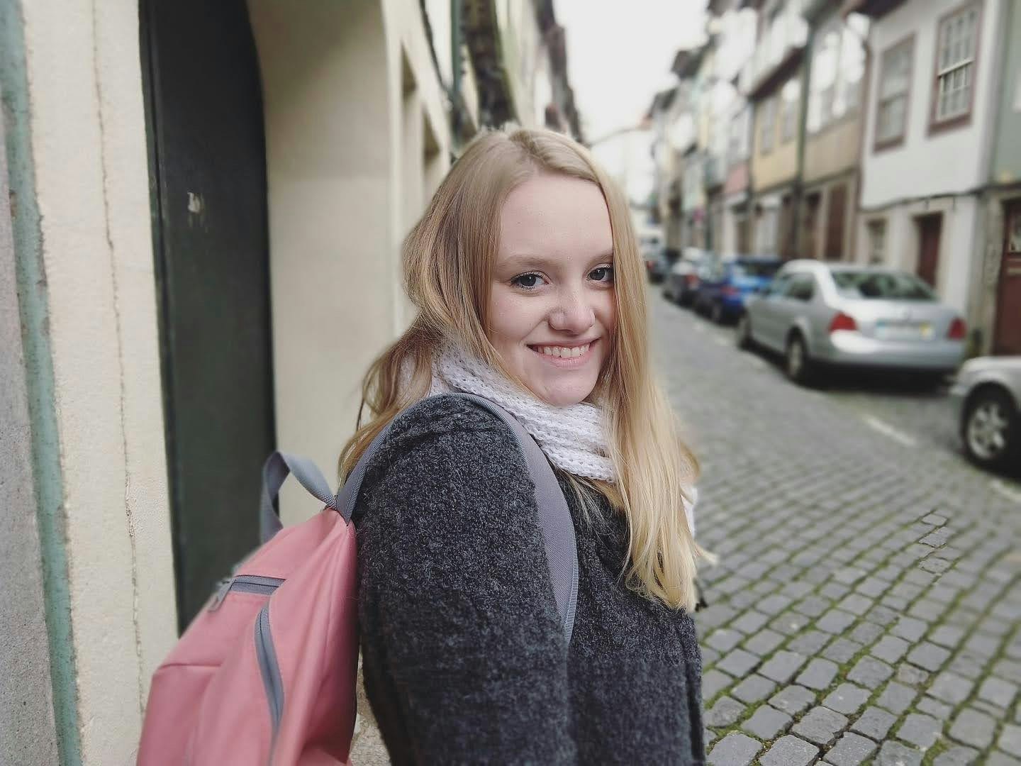 Zum Profil von Samantha Gollnick