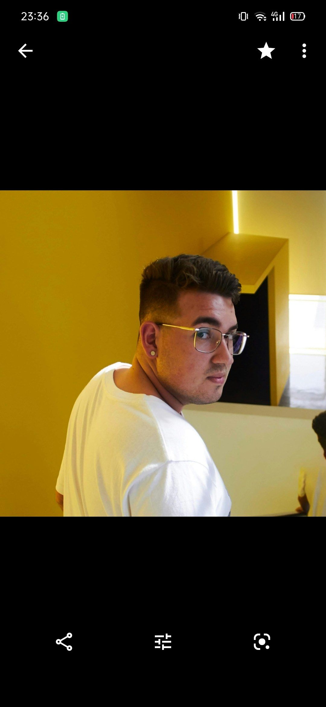Go to David Becerra's profile