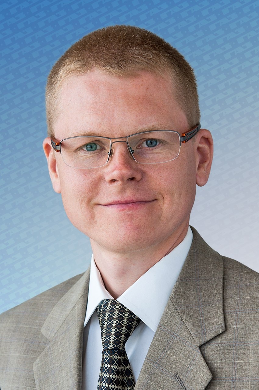 Zum Profil von Alex Ushakoff