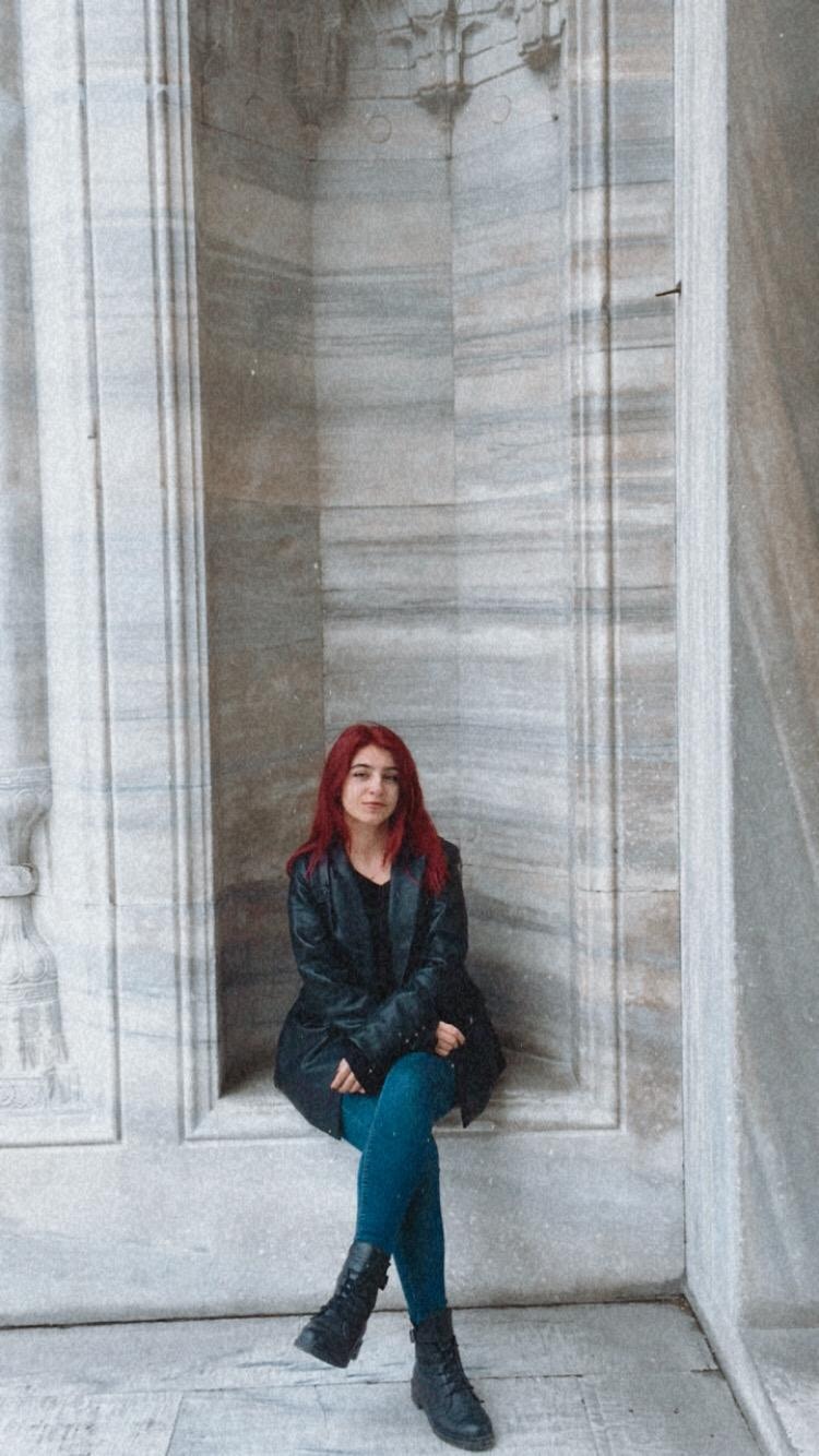 Go to Damla Özkan's profile