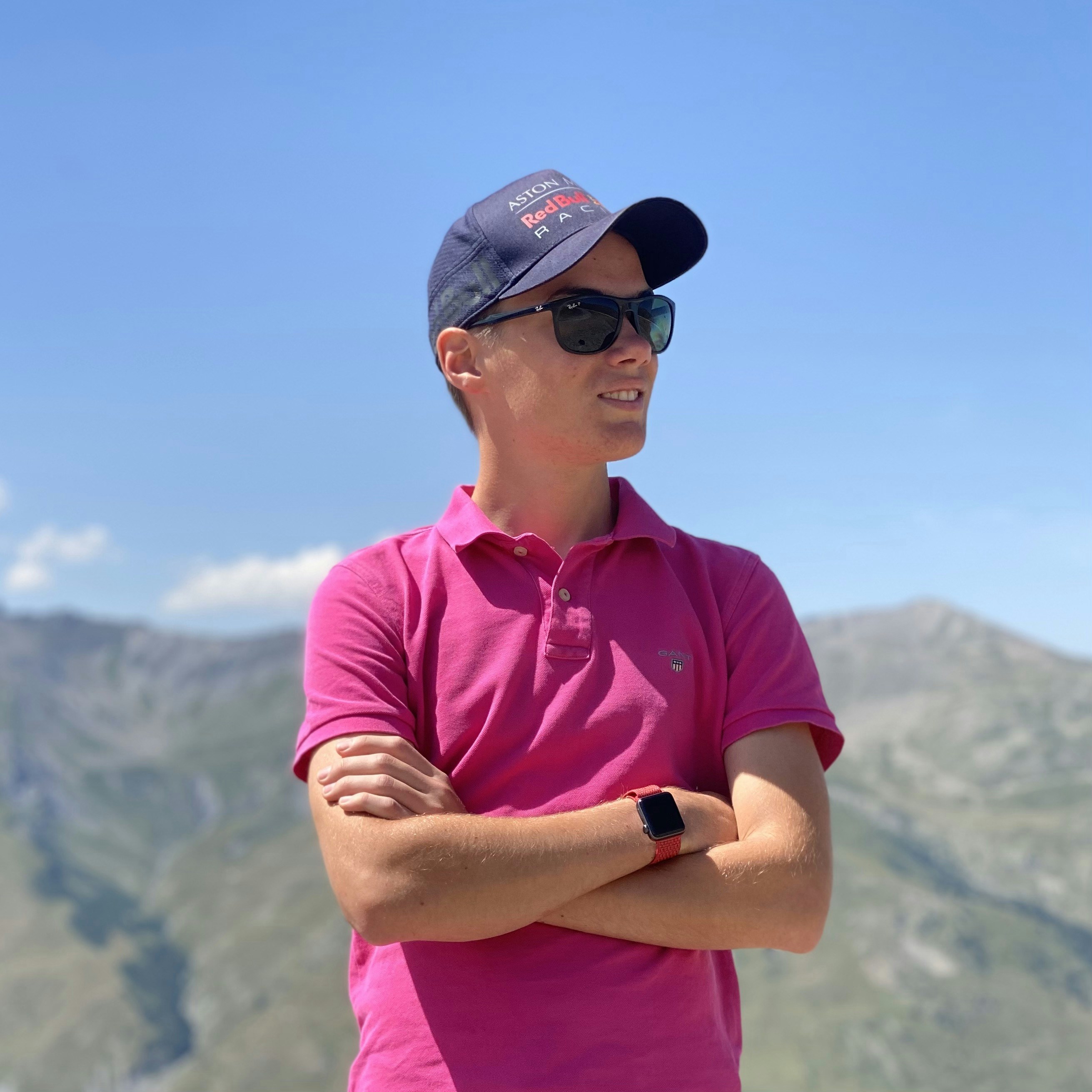 Go to Arthur Guiot's profile