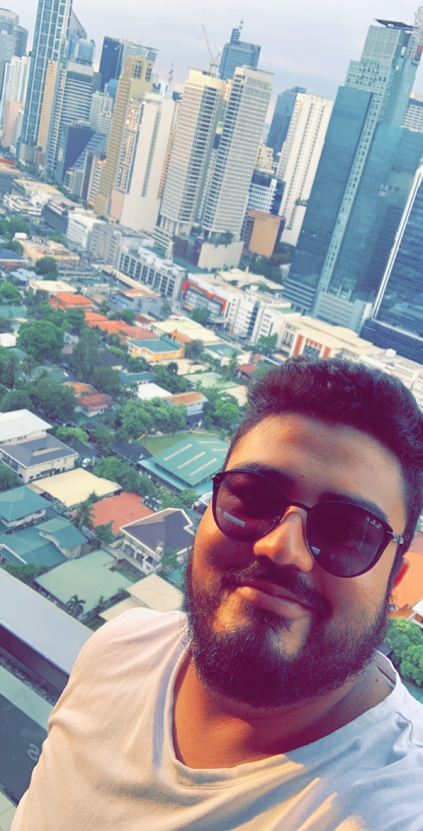 Ve al perfil de Rajit Galaiya