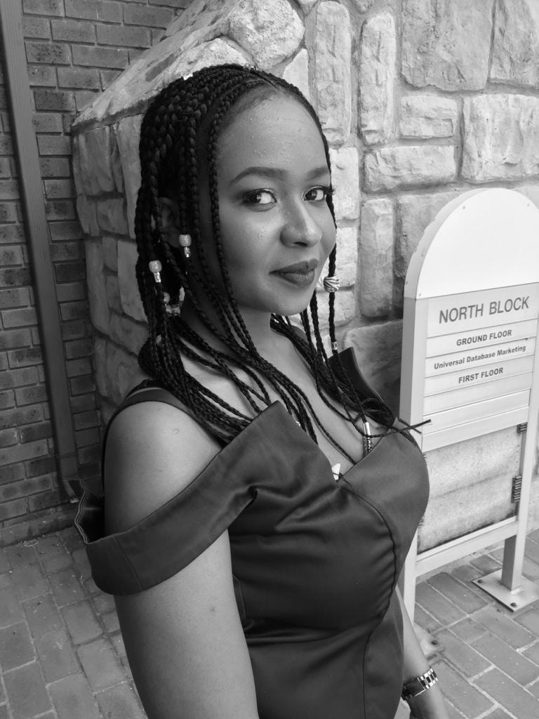 Gina Margaret Tiger의 프로필로 이동