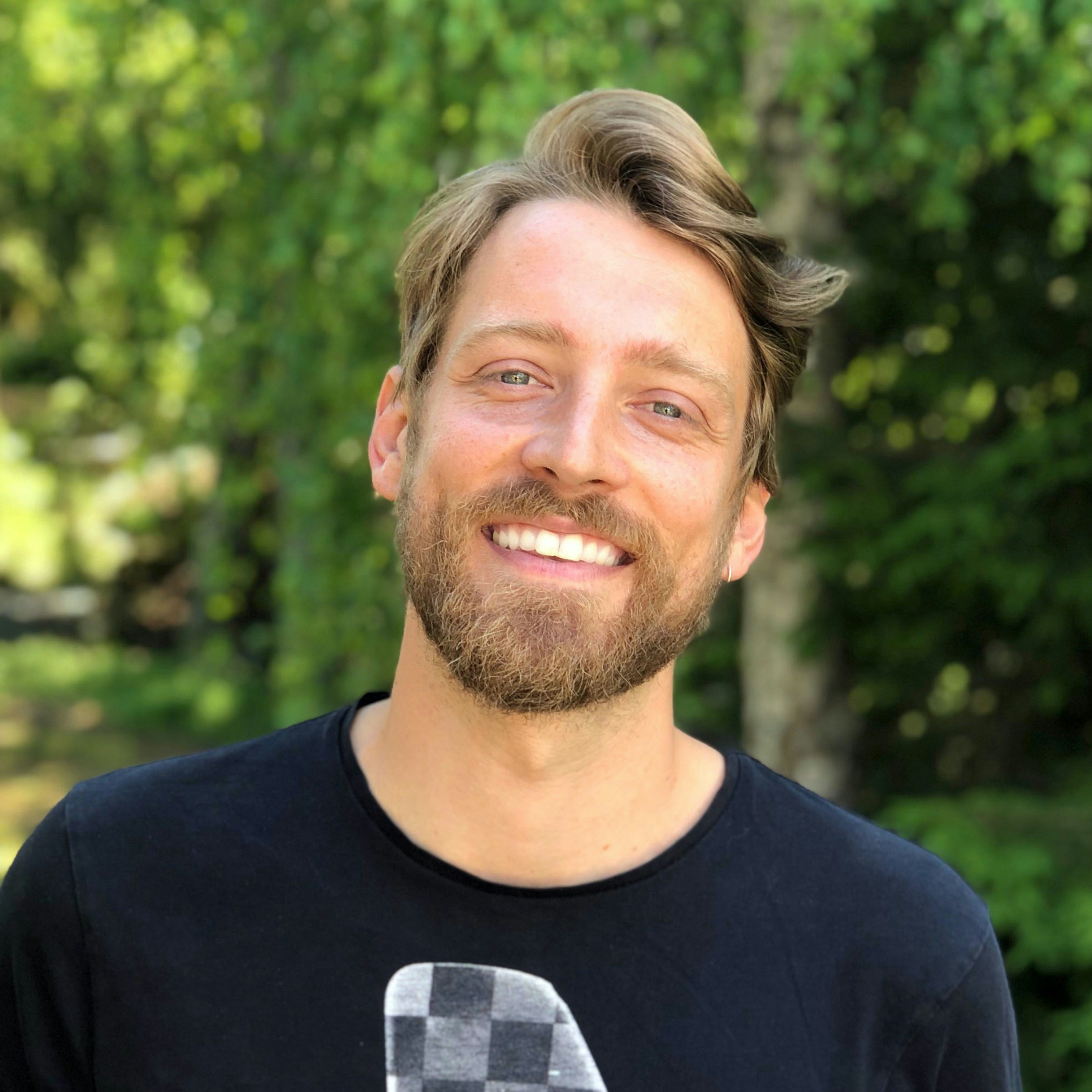 Go to Benjamin L. Jones's profile