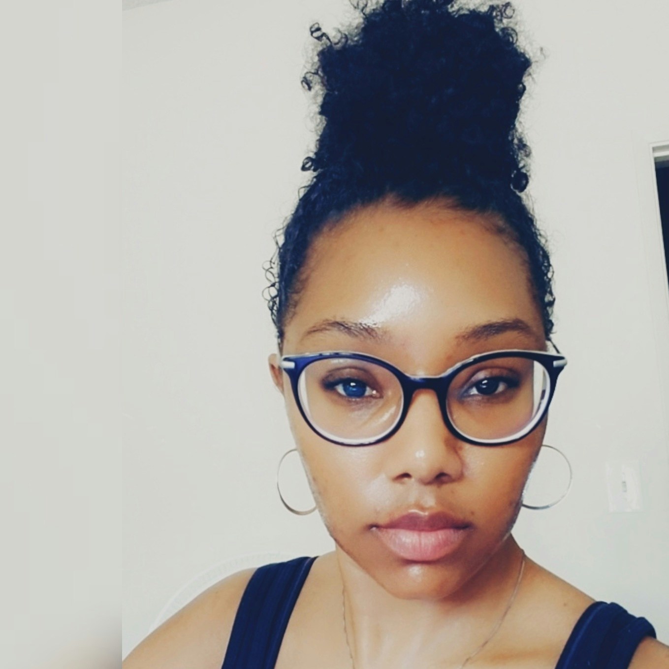 Ir para o perfil de Robyn Louise
