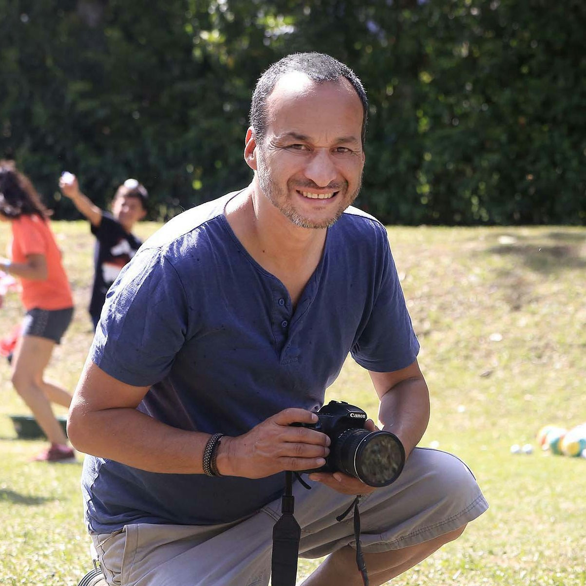 Go to FERNANDO TRIVIÑO's profile