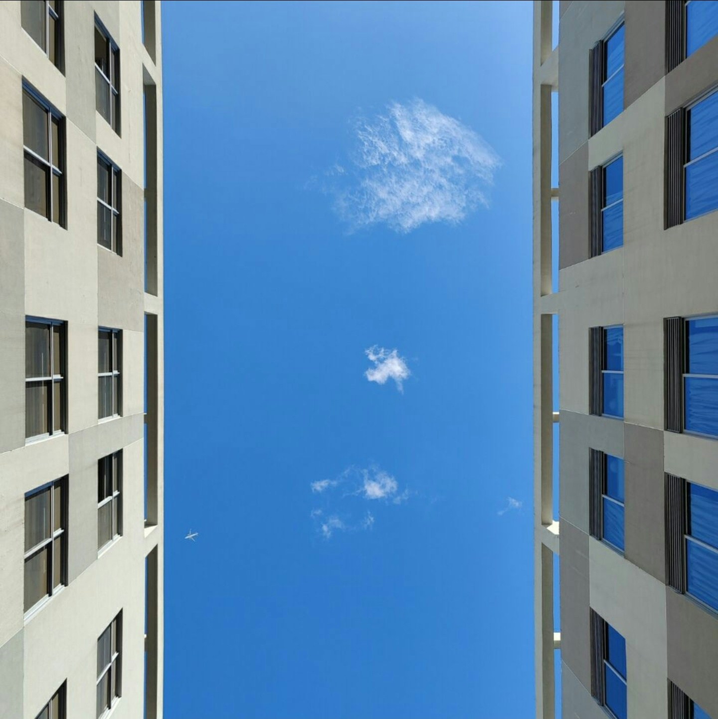 Go to Chengwei Hu's profile