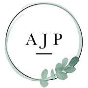 Avatar of user Ashleigh Joy Photography