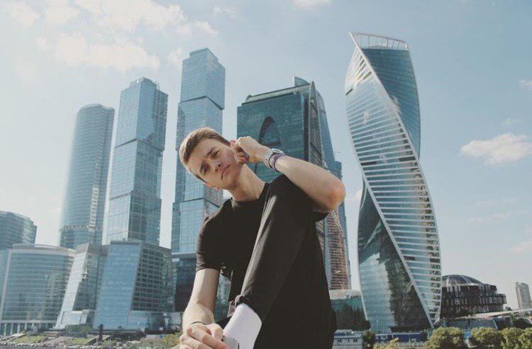 Avatar of user Vladimir Zhivaev