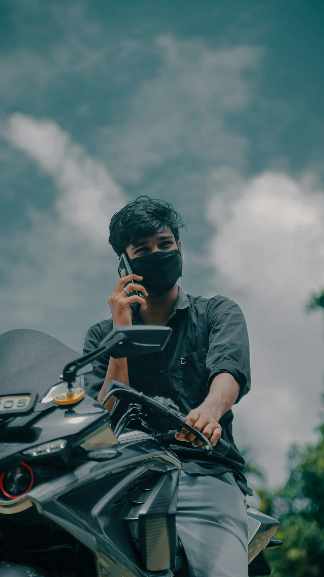 Safan Vsのプロフィールを見る