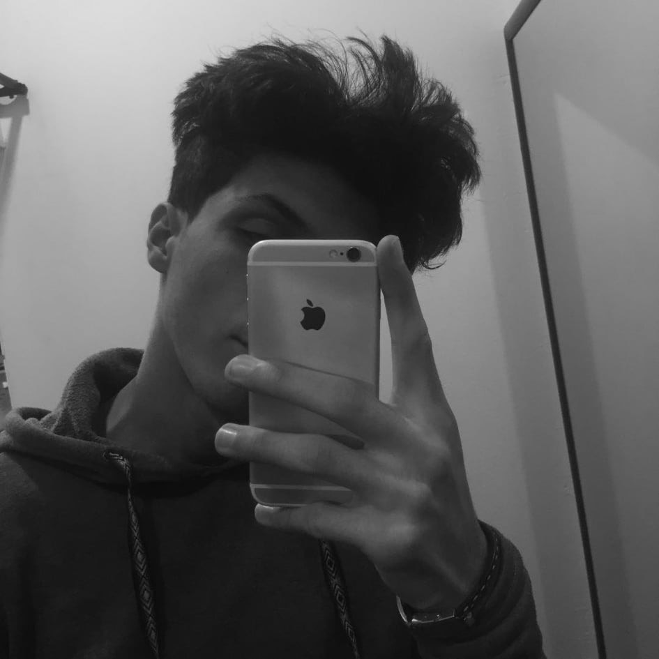 Go to Younes Ze's profile