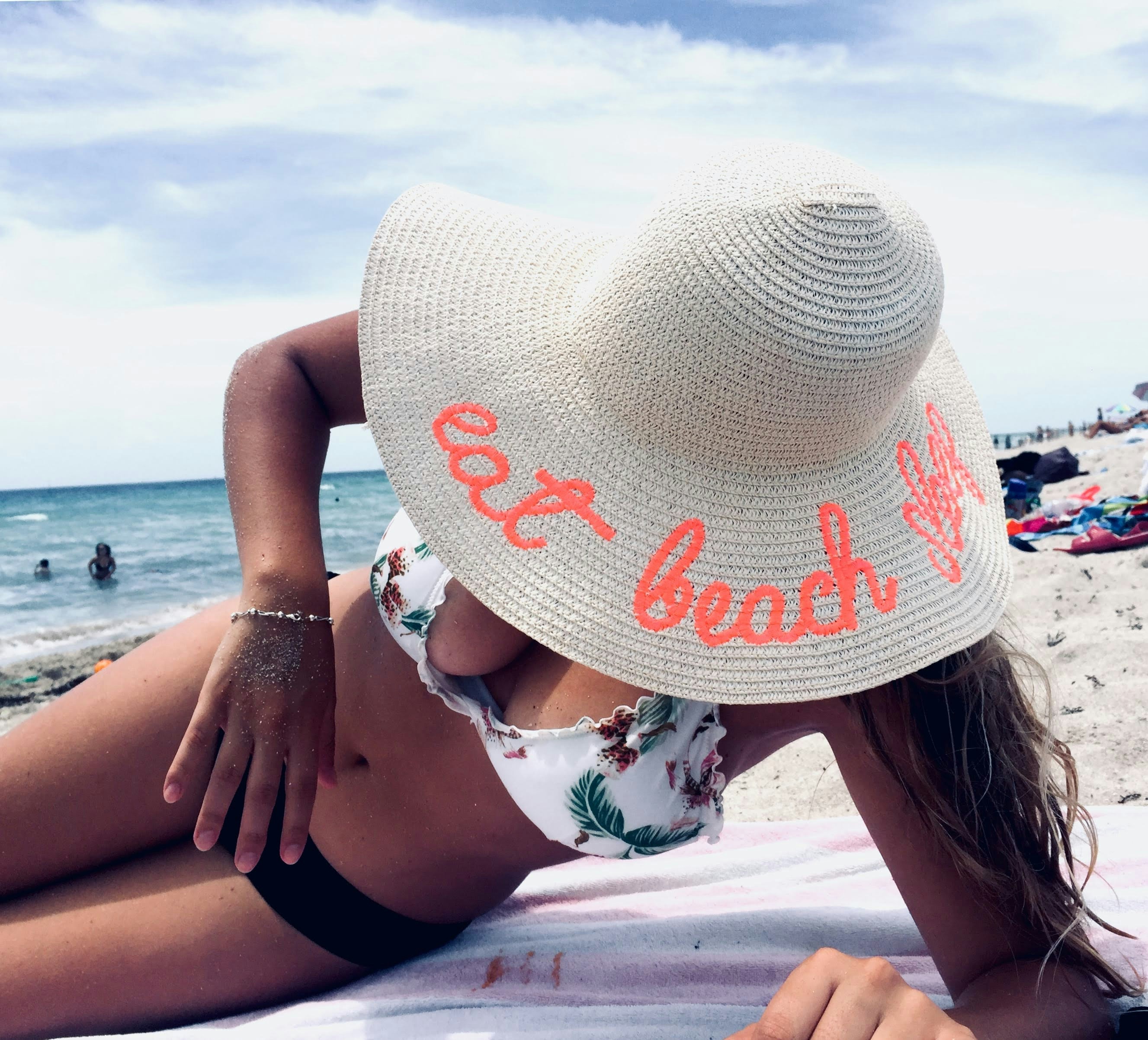 Go to Trinidad Panelo's profile