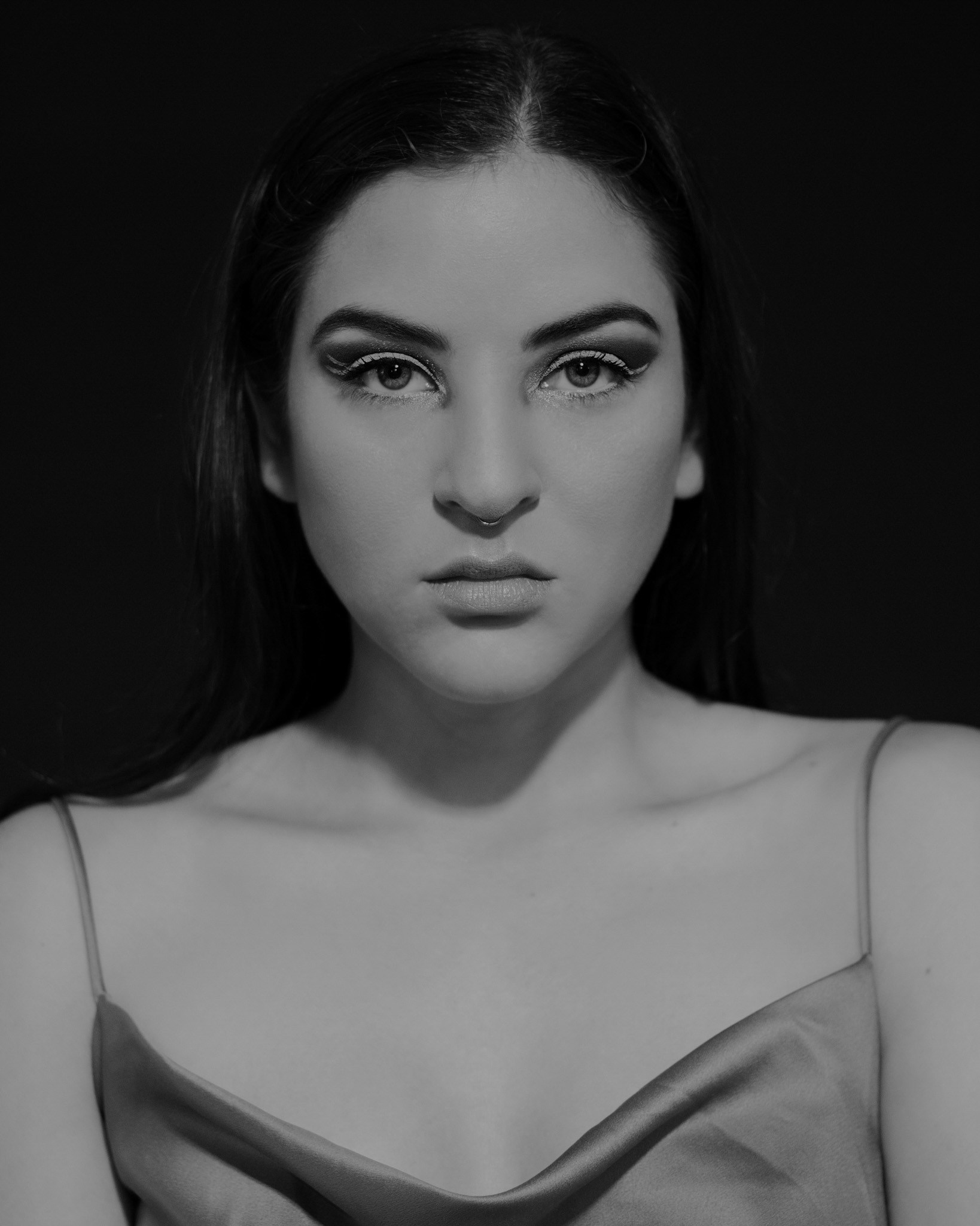 Ve al perfil de Valeria Davgon