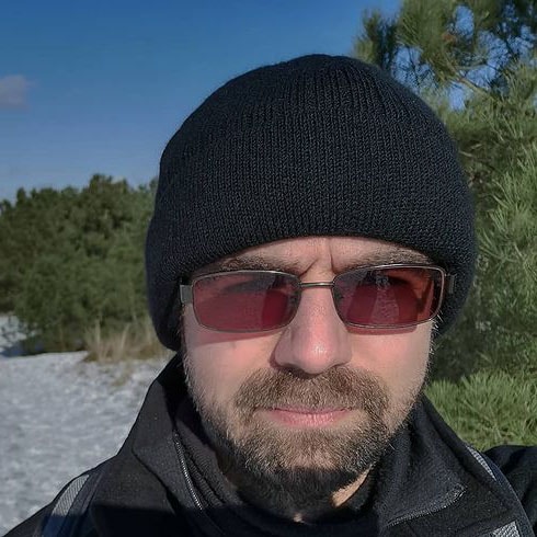 Go to Kenji Elzerman's profile