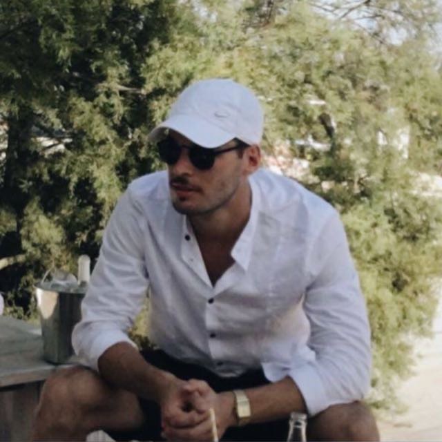 Go to Tom Official's profile