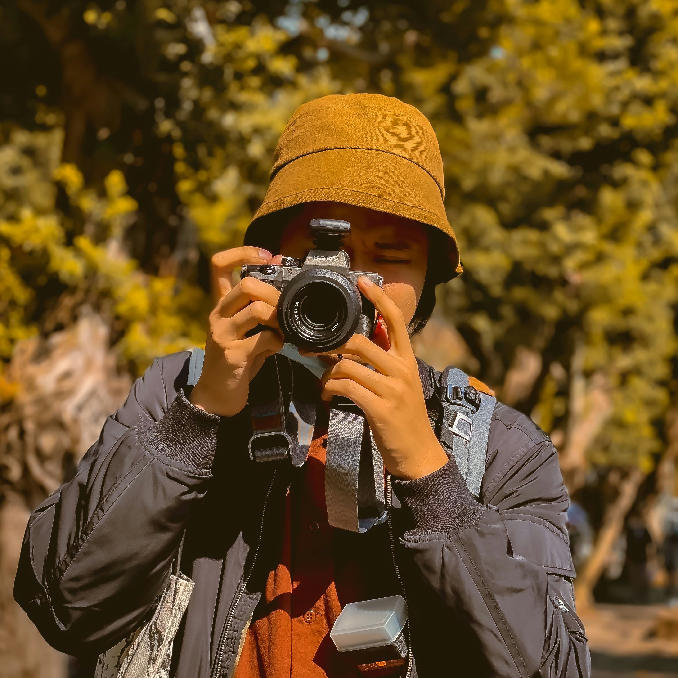 Go to YEH CHE WEI's profile