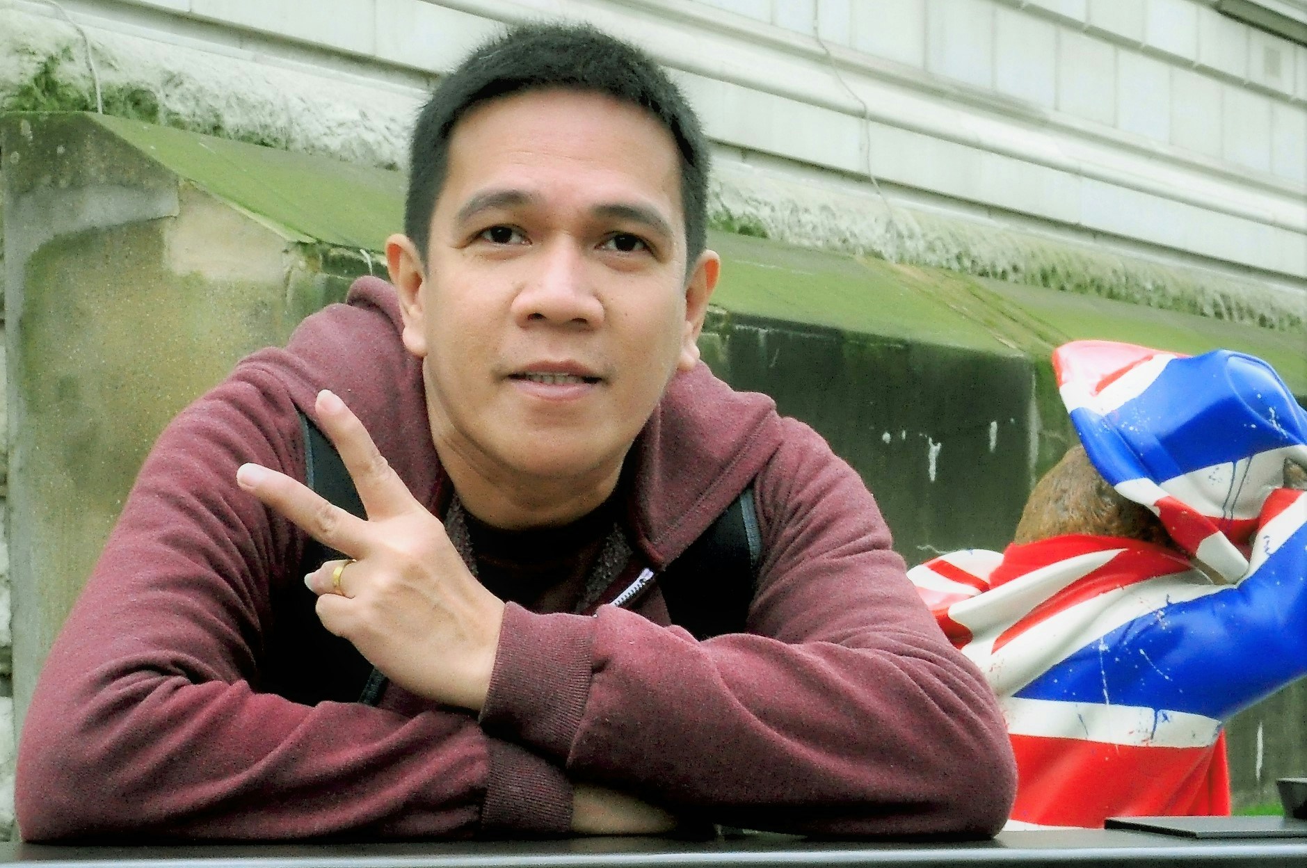 Go to Jon Villanueva's profile