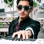 Ve al perfil de Paco Vaca