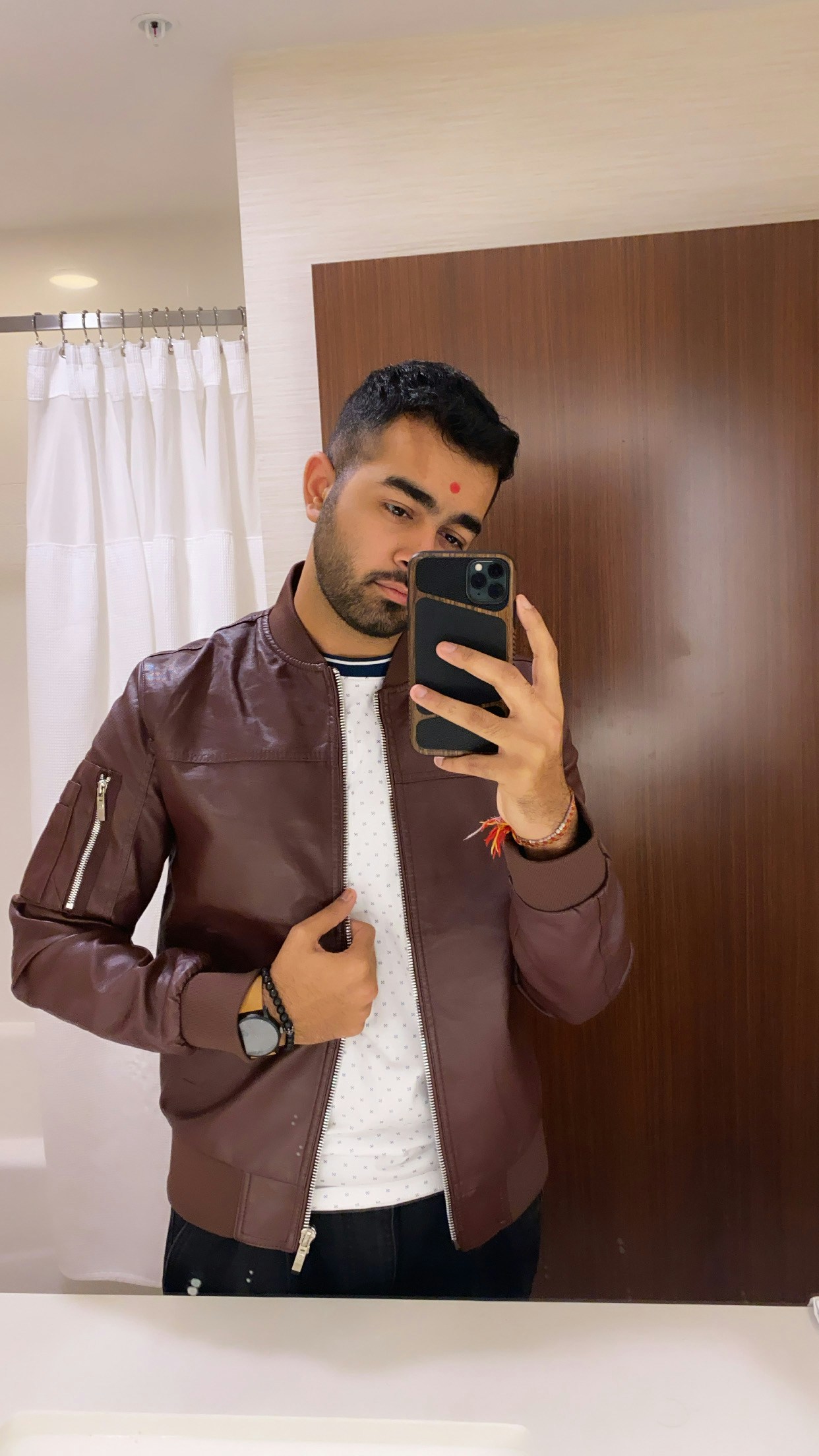 Ve al perfil de Mayank Gohil