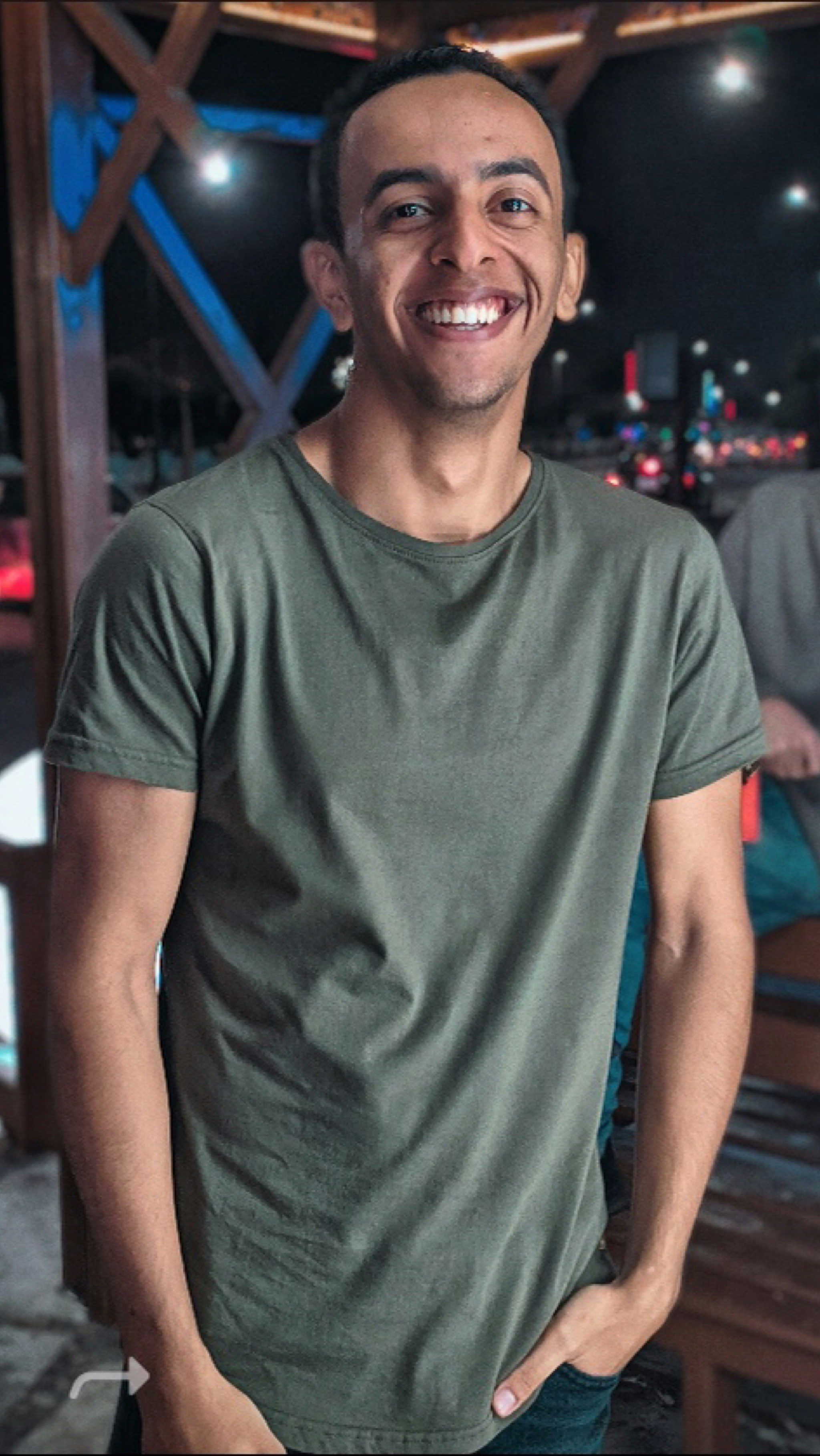 Ahmed Ezzatのプロフィールを見る