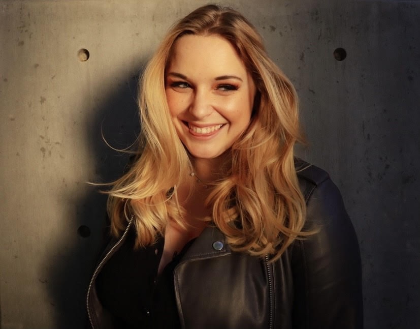 Ir para o perfil de Lauren Elise