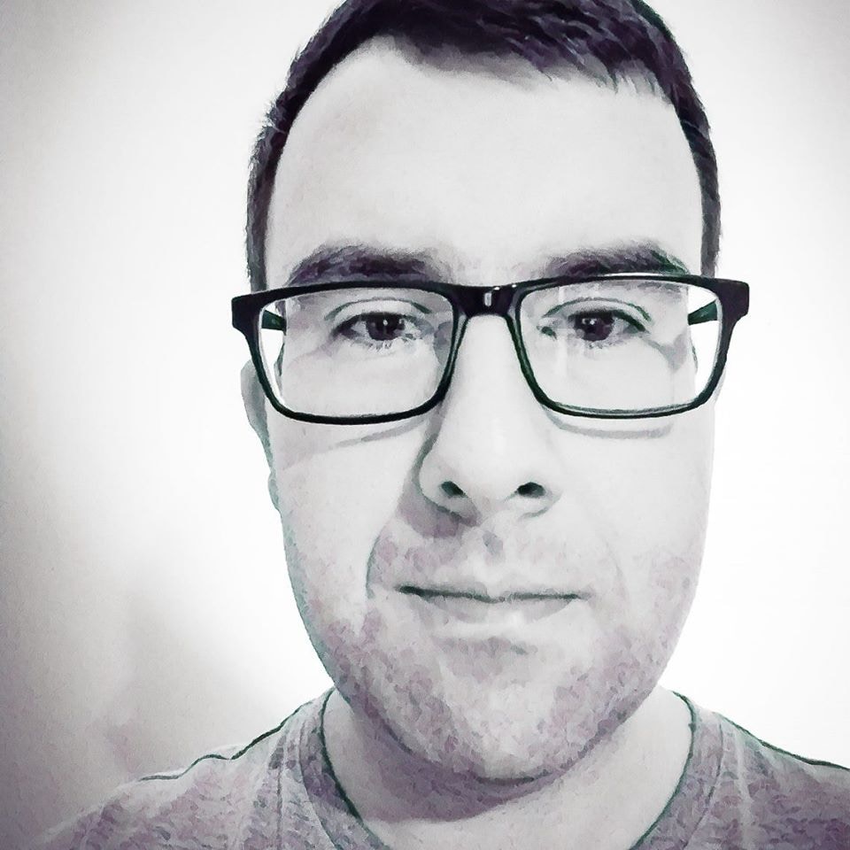 Go to Lukasz Radziejewski's profile