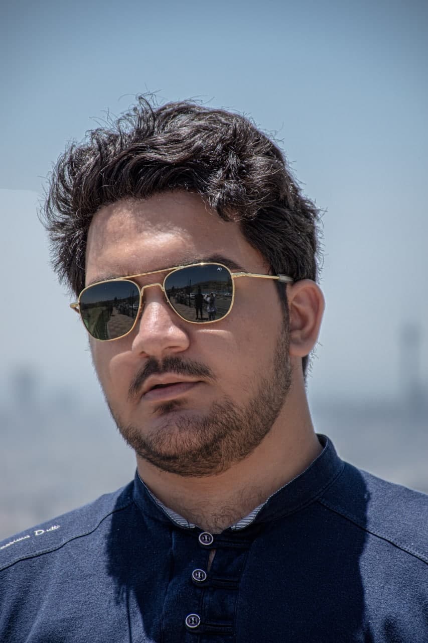 Zum Profil von hosein charbaghi